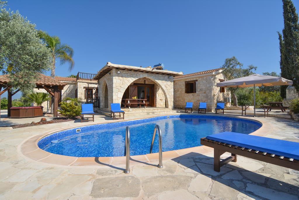 La Estancia Polis Exterior foto